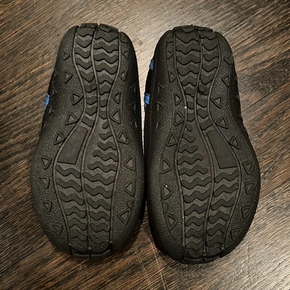 KOALA Kids Water Shoes.
